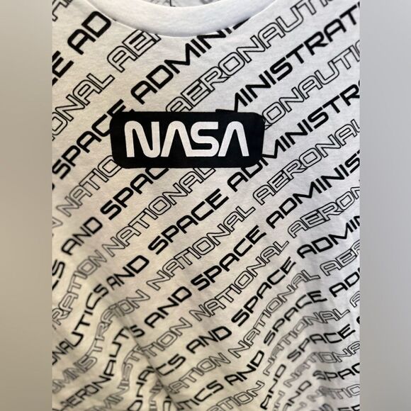 HYPER SPACE Men’s NASA Tee Shirt Size Medium - Picture 2 of 5